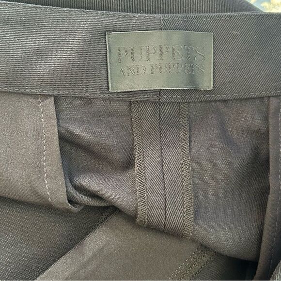 PUPPETS AND PUPPETS Rave Wide Leg Chino Trousers in black - Picture 7 of 16